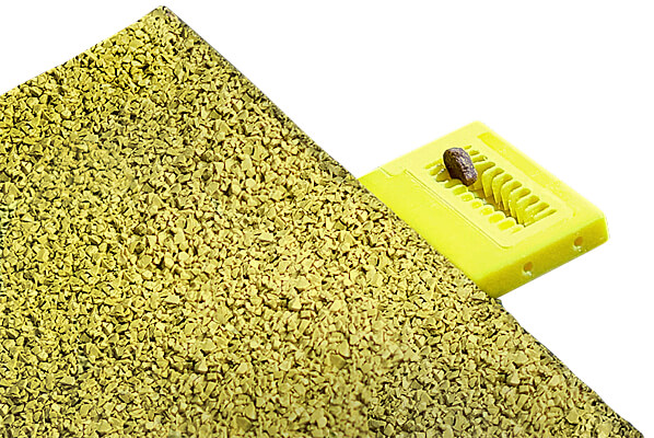 Clip and Go Agility Seesaw Treat Holder