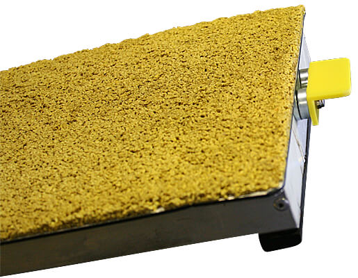 Magnetic Teeter Treat Plate