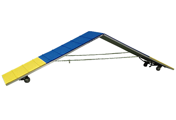 A-frame lowers to minimum of 4 ft. with wheels