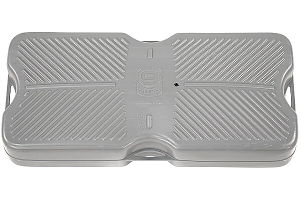 Pro-gridlines side has lower profile